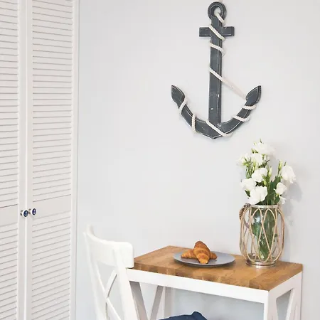 Anchor House *
