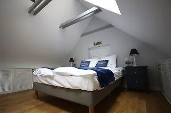 Апартаменти Anchor House *