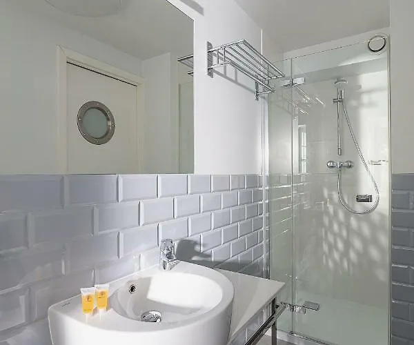 アパート Anchor House